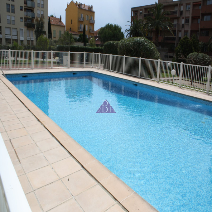 Location de vacances Appartement Hyères (83400)