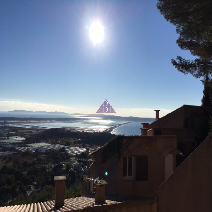 Location de vacances Appartement Hyères (83400)