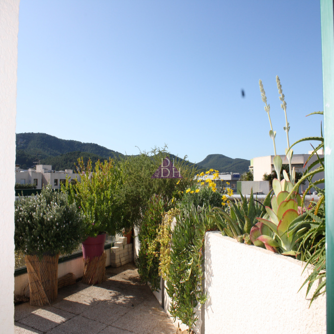 Location de vacances Appartement Hyères (83400)