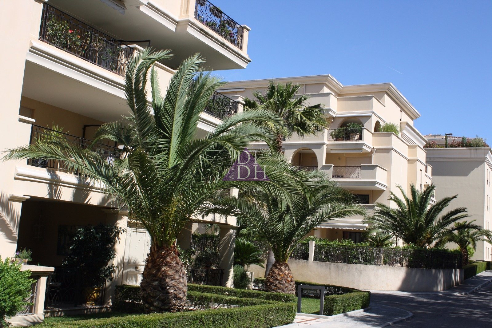 Location de vacances Appartement Hyères (83400)